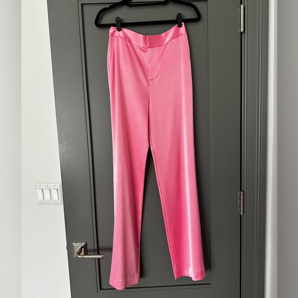 NEVER BEEN WORN - ALICE + OLIVIA high rise flare pant